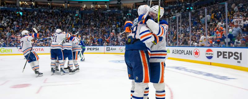  Storybook performances lift Oilers over Canucks