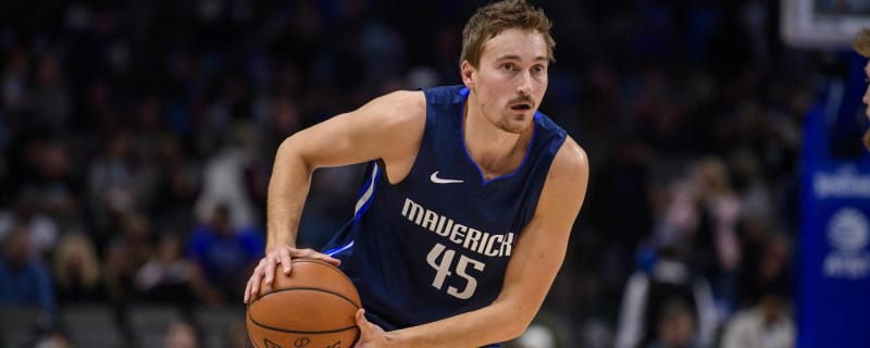 Philadelphia 76ers are signing Ryan Broekhoff