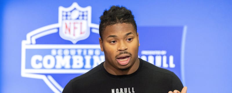 Kris Jenkins shouts out his mom, reveals pre-NFL Combine message from his dad