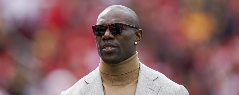 T.O. teases return, says he's 'no different' than Tom Brady