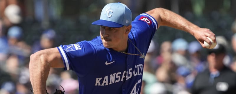 Royals Select Evan Sisk