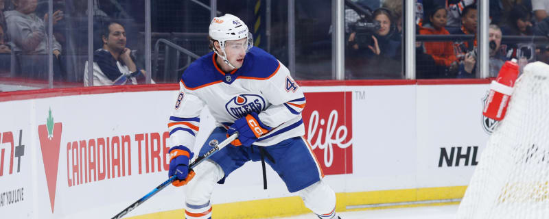 Oilers' Noah Philp Given Team Award After Fantastic NHL Debut