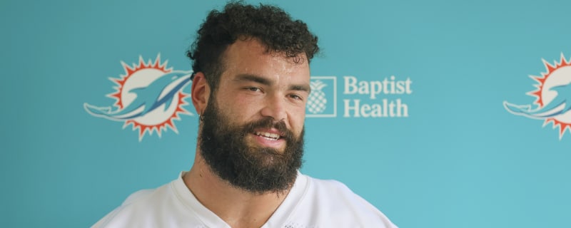 Top OL coming off major injury finally lands with new team