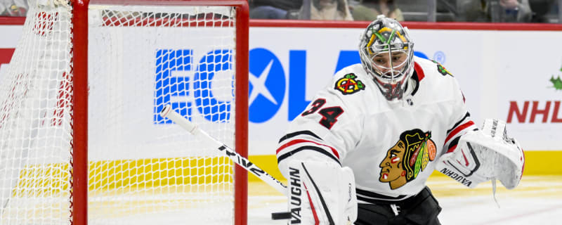 Chicago Blackhawks activate starting goalie off injured reserve