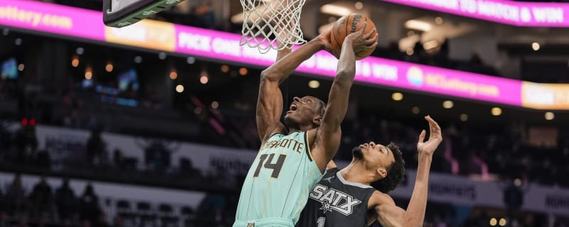 Hornets sign two-way player Moussa Diabate to three-year deal