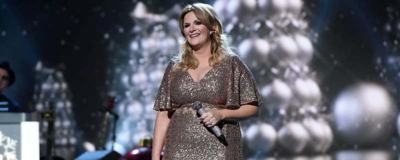 20 country artists who sound like home (for the holidays)