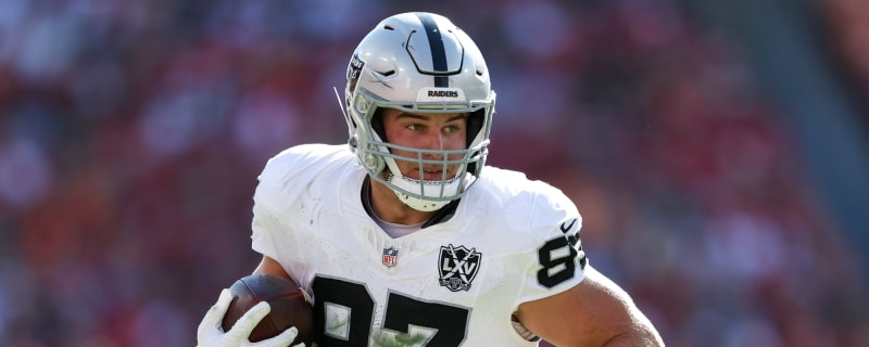 Raiders TE Michael Mayer Is Doing Everything That Doesn’t Show Up On The Stat Sheet