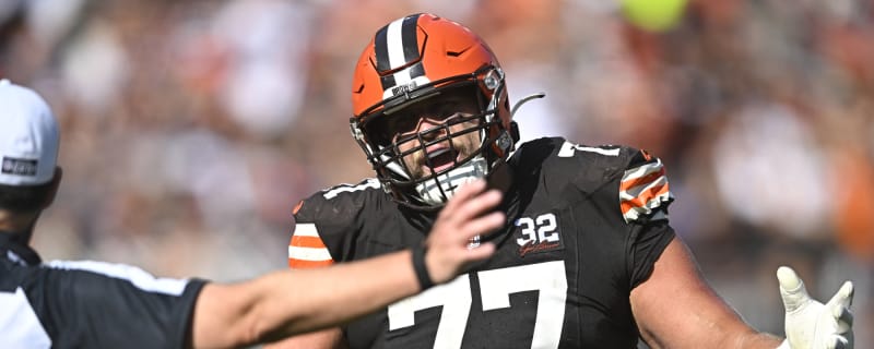 Browns activate key OL