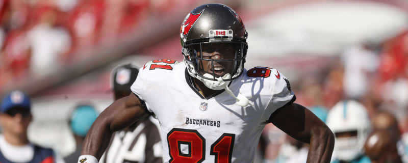 Could Bucs cut Brown, Edwards for COVID violations?