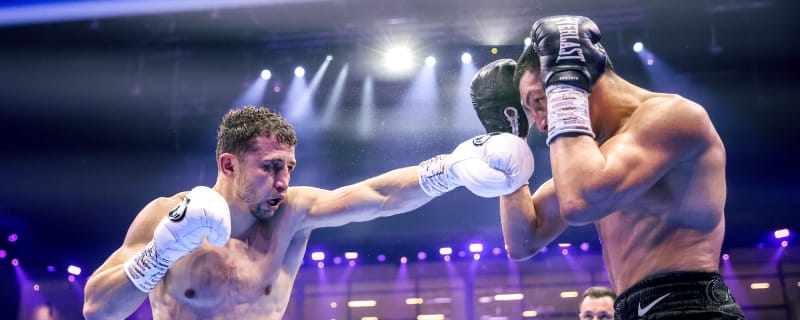 Oscar De La Hoya Reveals Future Fight Plans for Vergil Ortiz Jr.