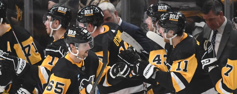 Bryan Rust provides golden goal for Penguins in gritty road