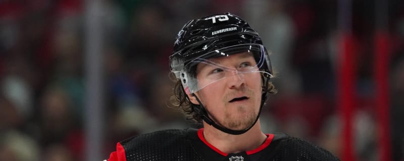 Report: Devils prefer not to trade key forward