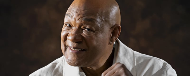 Knockdowns Crucial: George Foreman’s Tough Battle Against Alex Stewart