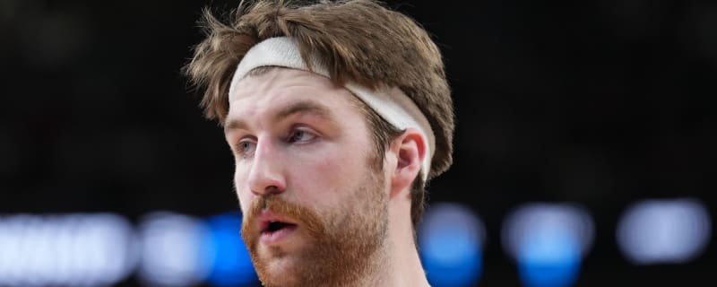 Ex-March Madness hero lands deal with NBA team