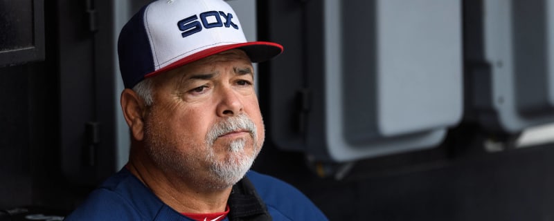 White Sox manager Rick Renteria not with team, pending tests - ESPN