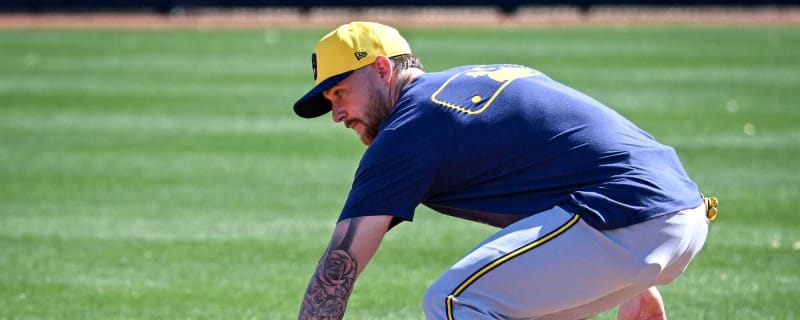 Brewers manager reveals new plan for middle infield alignment