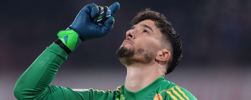 ‘Absolutely outstanding’ Man Utd star could replace Chelsea man next season