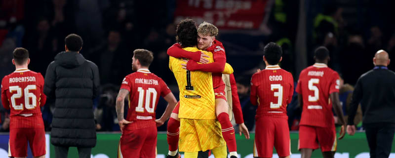 ‘What this guy is on…’ – Stephen Warnock swoons over ‘sensational’ Liverpool player v PSG