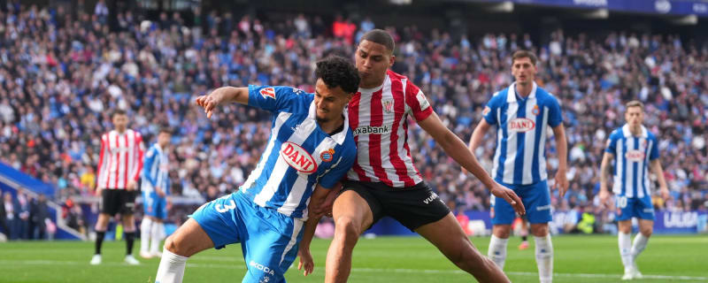 Arsenal plot summer move for 21-year-old wide player who rejected Barcelona
