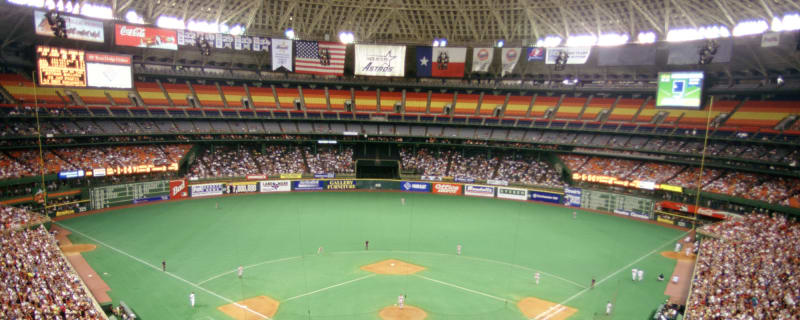 Defunct MLB stadiums we wish were still around