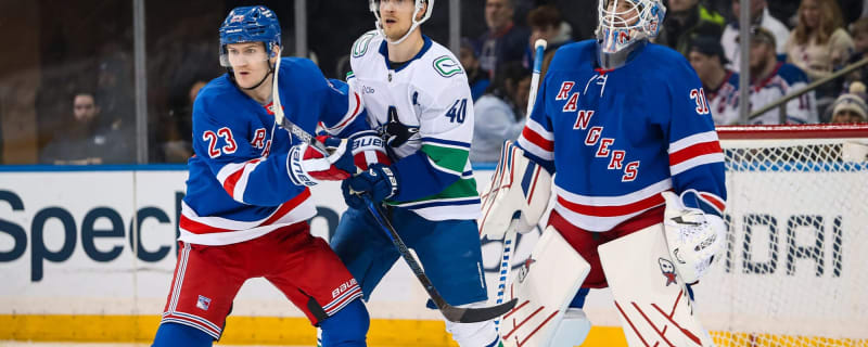 Canucks’ Elias Pettersson, Nils Hoglander exit game versus Rangers