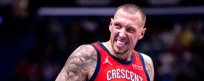 Pelicans trading Daniel Theis to Thunder