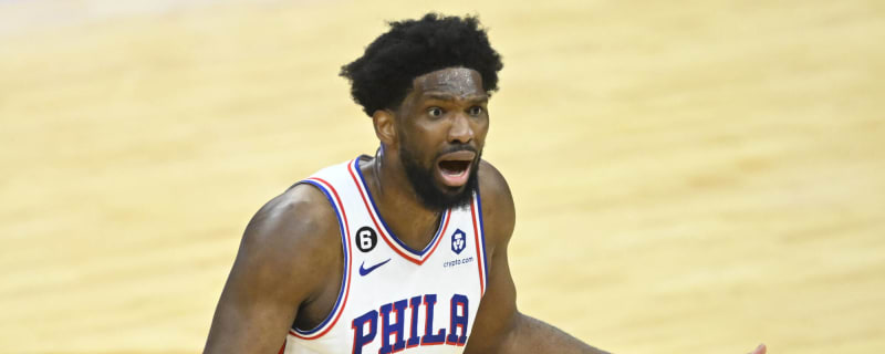 HOF coach takes shocking dig at 76ers' Joel Embiid