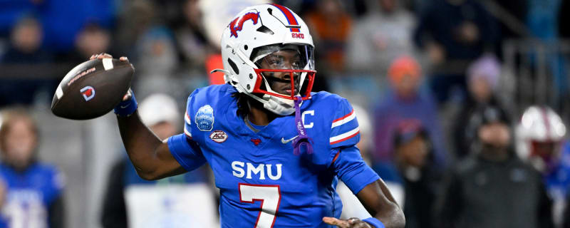 SMU’s Kevin Jennings got roasted for his awful first half