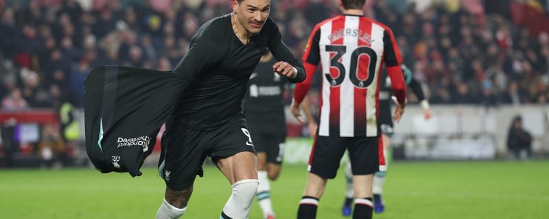 Stephen Warnock says what every Liverpool fan’s thinking after watching eight minutes of Darwin Nunez