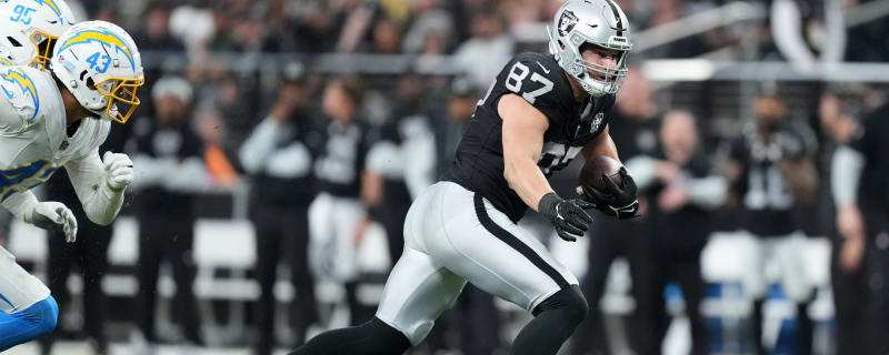 Multiple Teams Interested In Trading For Raiders TE Michael Mayer