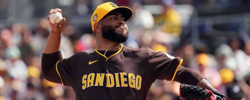 Guardians to acquire right-hander from Padres