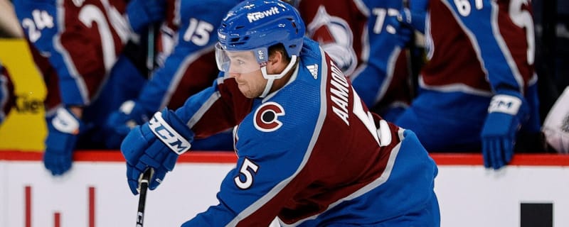 Avalanche sign Wyatt Aamodt to two-year contract