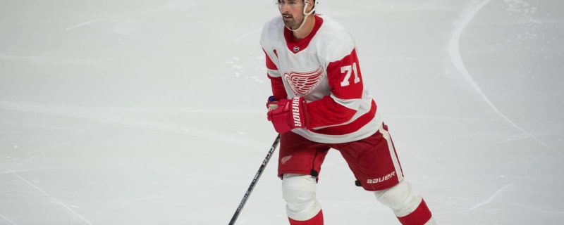 Red Wings' Dylan Larkin agrees to 8-year, $69.6M extension