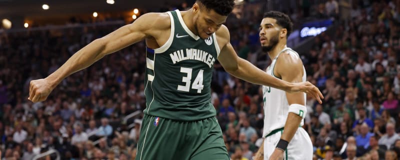 Giannis Antetokounmpo (knee) held out of EuroBasket game