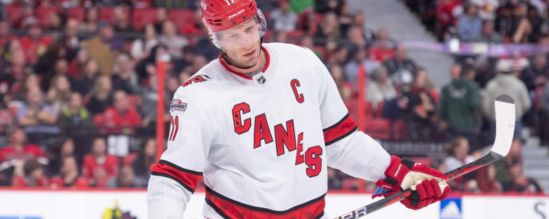 Fans share condolences to ex-Penguin Jordan Staal on infant