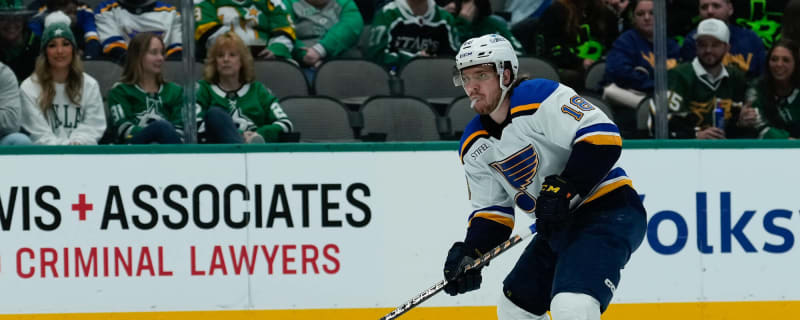 Blues sign Robert Thomas to two-year, $5.6M extension