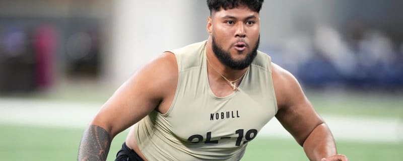 Troy Fautanu Hoping to Turn Heads as OTAs