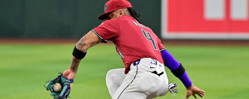 Ketel Marte Extends Hitting Streak to 17 Games in D-backs Loss