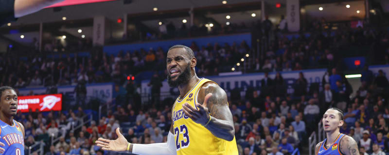  LeBron James Comments On Manager Maverick Carter’s Gambling History