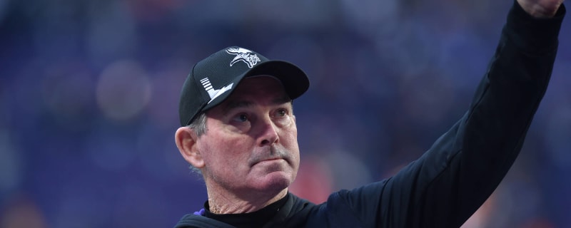 Mike Zimmer will call plays from the sideline this season