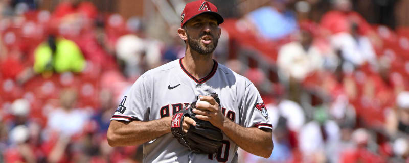 MLB umpire apologizes after ejecting D-backs star Bumgarner