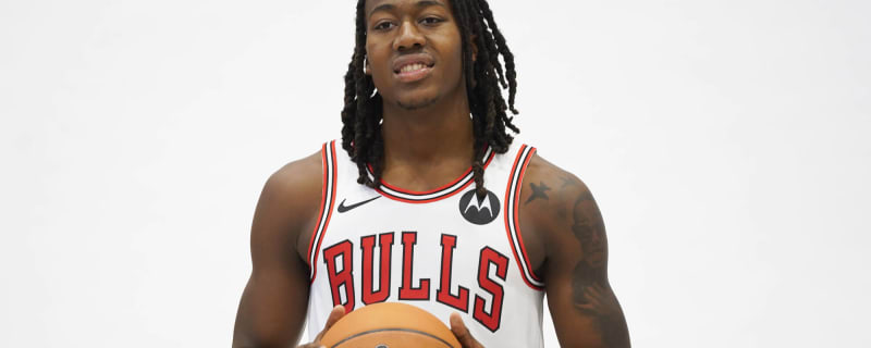 Bulls keep reserve guard Ayo Dosunmu home with three-year deal