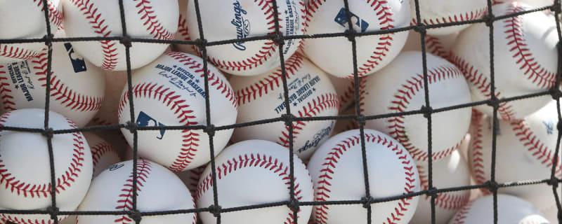 Players divided on new MLB jerseys