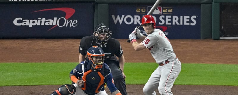 Umpire ejects Realmuto after bizarre game ball exchange - CBS