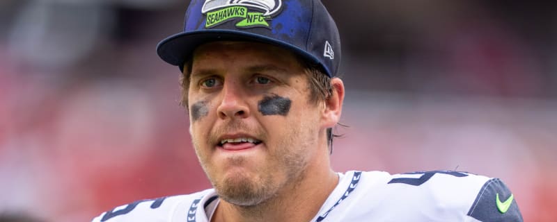 Former Alabama long snapper retires from the NFL after 10 seasons