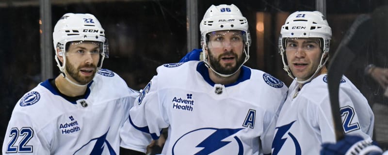 Brayden Point Scores Twice to Lead Lightning Past the Rangers 5-1