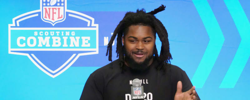 Washington Commanders Rookie DT Jer'Zhan Newton Participating in Team Drills