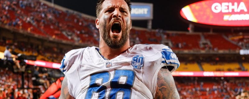 Lions OT Penei Sewell Enters Concussion Protocol During Camp