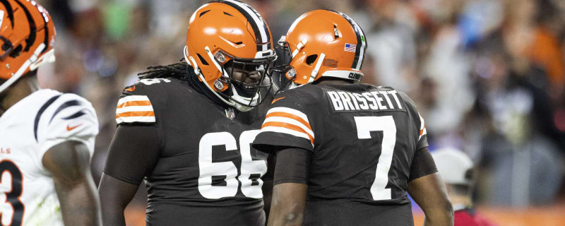 Browns starting LT Wills out versus Chargers, LB Walker back