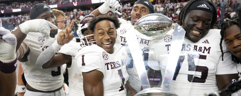 Texas A&M Aggies Top 2022 Offensive Recruit Shines Light On Doomed Program